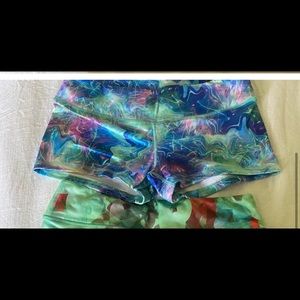 Fleo shorts size M